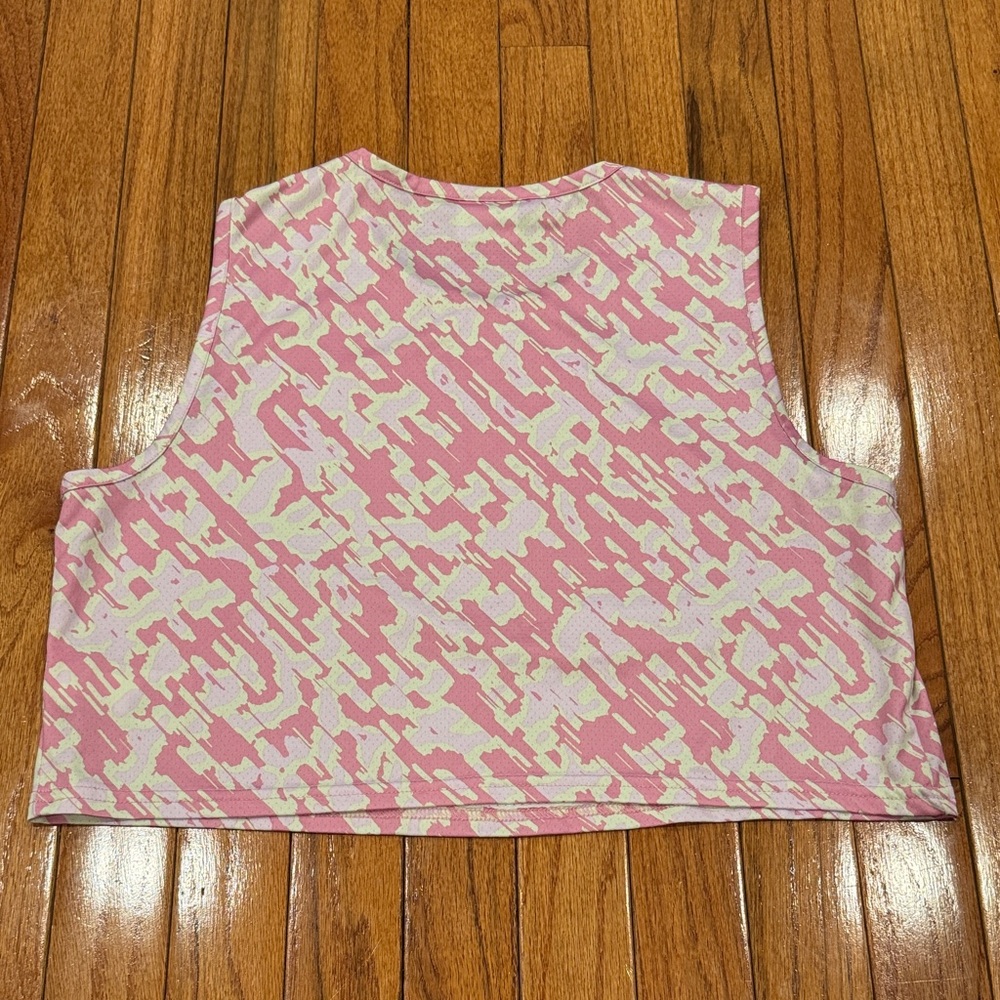 Crop Top - Picture 4 of 4